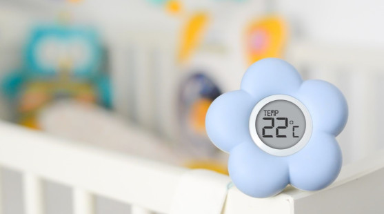 Teplota v domácnosti: Na koľko treba kúriť, ak máte doma bábätko?