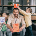 TIP na darček ku Dňu otcov: Dizajnérske kúsky so zľavou až 70%
