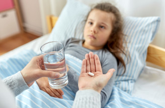 POZOR, kvôli tomuto sa deťom pri horúčke nikdy nepodáva Aspirin alebo Acylpyrin!