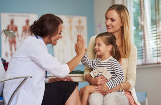 Detská lekárka varuje: Najväčšia jarná hrozba nie je nádcha, ale kliešť!