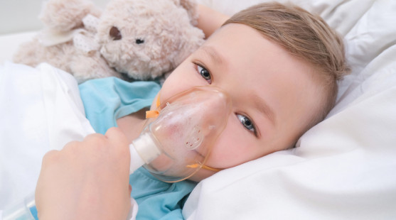 Zápal priedušiek u dieťaťa: Ako spoznať bronchitídu a čo robiť pri ochorení?