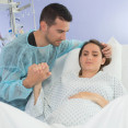 Riziká epidurálnej analgézie počas pôrodu: O ktorých 10 treba vedieť?