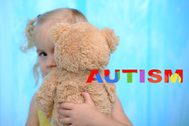 Detský autizmus: Aké prvé príznaky môžu upozorňovať na túto neurovývinovú poruchu?