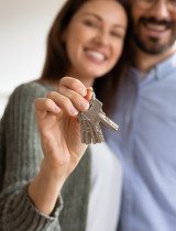 Novomanželský rozpočet: Sprievodca cenami prenájmov pre mladé páry