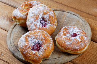 Najlepšie recepty na šišky, ktoré si zamiluje celá rodina – tradičné, jogurtové aj pečené