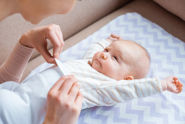 Novorodenecké reflexy: Ako telo bábätka reaguje na svet už od prvých dní?